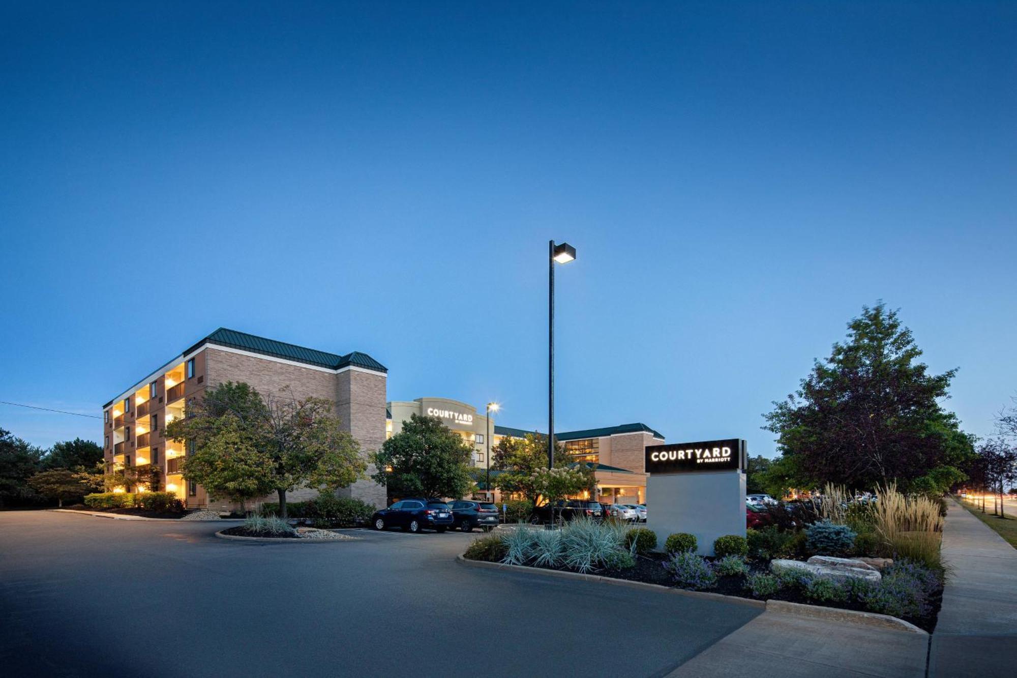Courtyard Cleveland Beachwood Exteriér fotografie