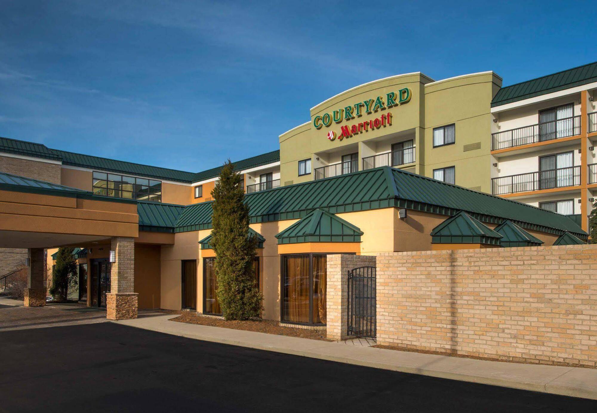 Courtyard Cleveland Beachwood Exteriér fotografie